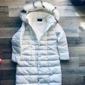 Full length woman’s winter coat. NWOT, warm & cozy